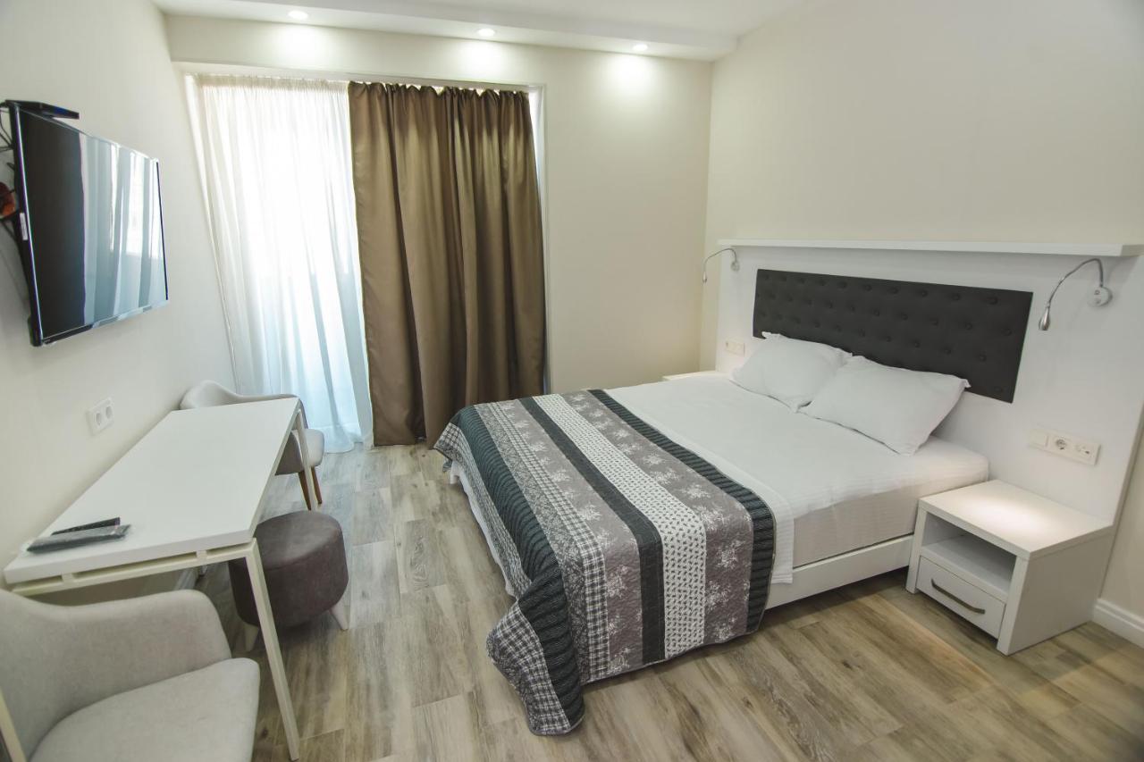 Batumi Deluxe Apartments Exteriör bild